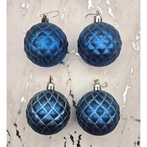 Pretty Set of 4 Christmas Ornaments Blue Glitter Plaid Classic Quilted Look